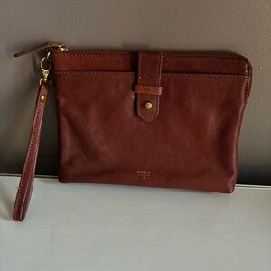 Fossil Brown Leather Wristlet Clutch with Interior Organization